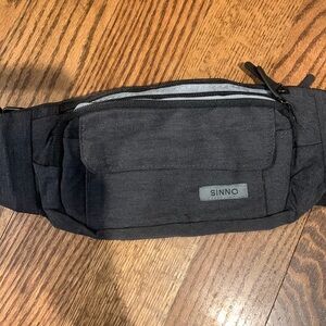 Sinno Belt Bag